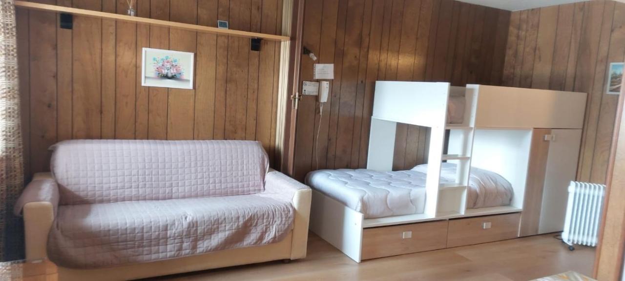 Apartment Monolocale Sulle Piste Del Cervino Rododendro Breuil-Cervinia